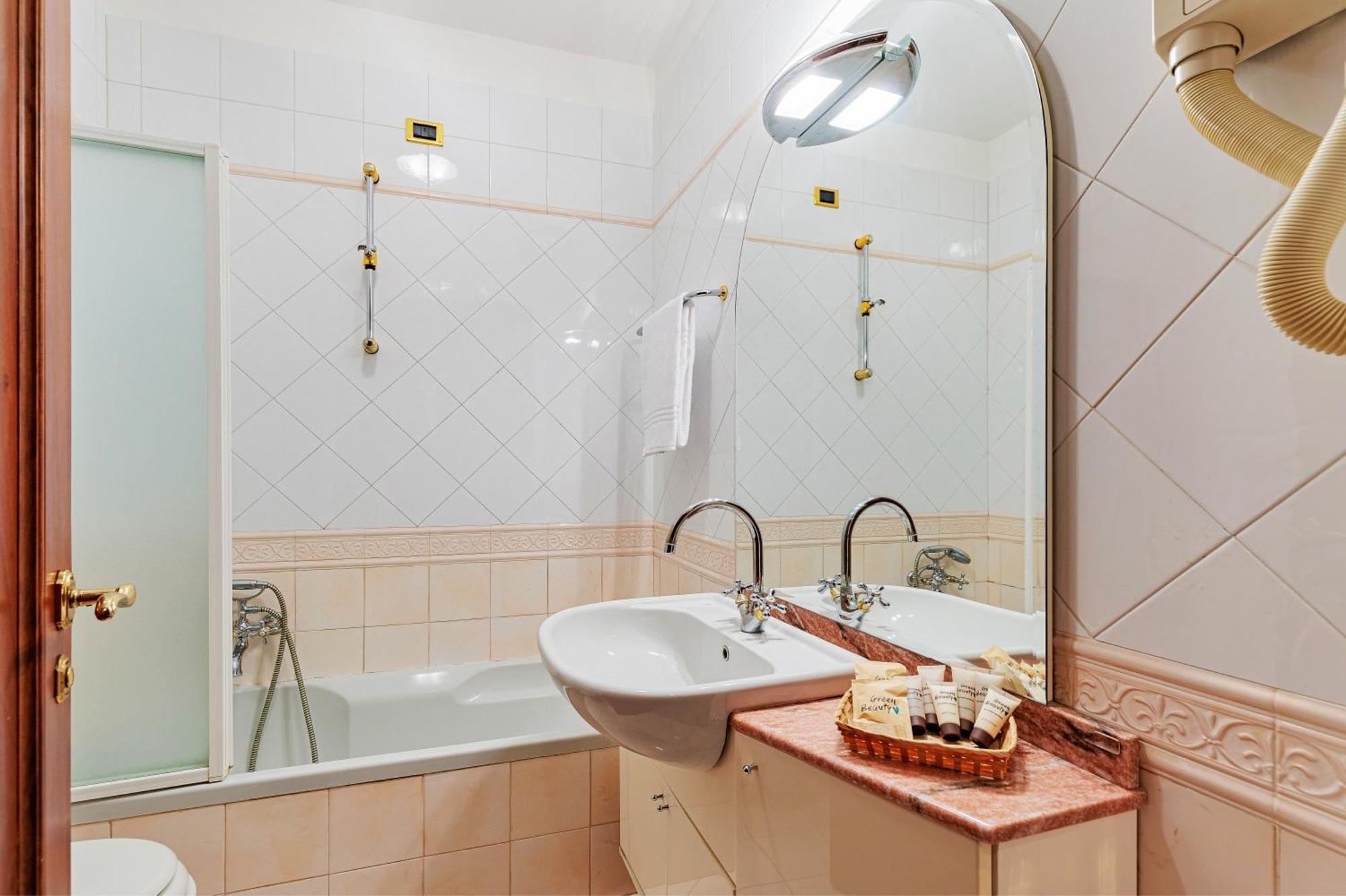 Villa Palma By Agf Hotels Mussolente Экстерьер фото